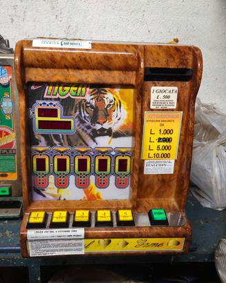 Slot machine vintage 