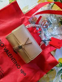 Pochette Mario Valentino