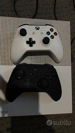 Xbox One S All Digital Edition 1TB + 2 Controller