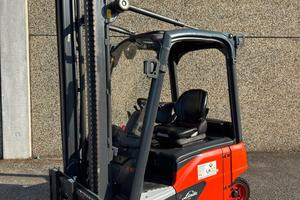 Carrello elevatore elettrico LINDE E16-02