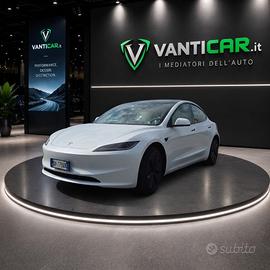 Tesla Model 3 - RWD Premium
