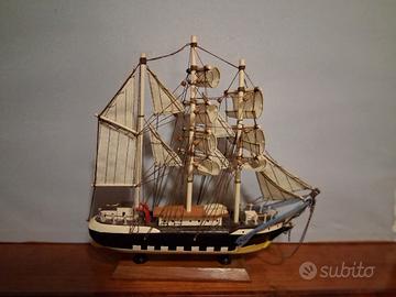 TRE ALBERI...Modellino o soprammobile