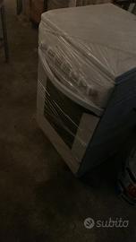 Cucina a gas con forno