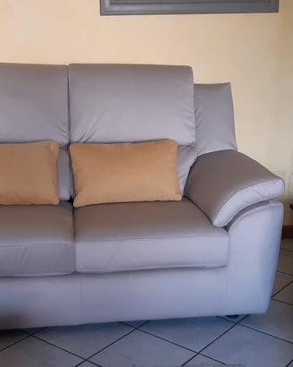 Coppia divani Poltronesofa' NUOVISSIMI