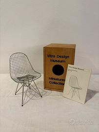 Vitra miniature collection sedia Eames wire chair