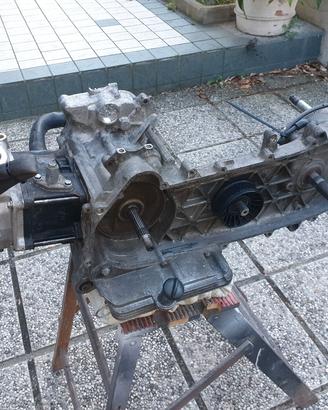 blocco motore scarbeo Beverly 250 m282m