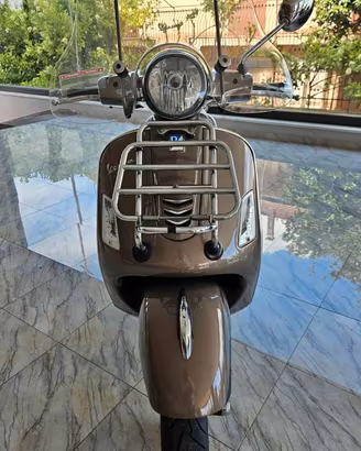 Vespa  GTS 300 touring edition