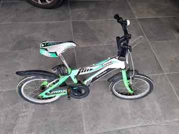 Bicicletta bimbo 4/6 anni con catena da sistemare