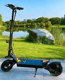 Monopattino elettrico NUOVO AUSOM L1