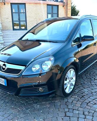 Opel Zafira 1.9 16V CDTI 150CV Cosmo CAMBIO AUTOMA
