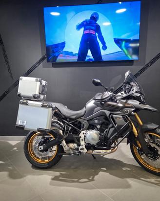 Voge Valico 900 DSX Promo Valige