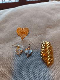 Orecchini,anello e ciondolo