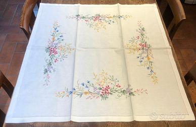 Tovaglietta punto croce a mano