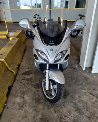 Piaggio X9 250cc  perfetto intero o ricambi