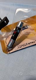 Torcia con puntatore laser