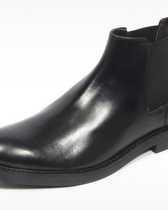 Stivaletti British Passport