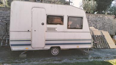 Roulotte Caravan 4 posti