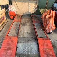 Ponte sollevatore auto