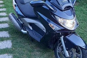 Scooter kymco 500