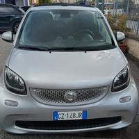 Smart fortwo cabrio 70 1.0 52kw 