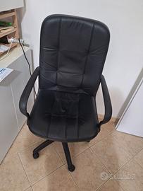 sedia da ufficio in pelle regolabile 