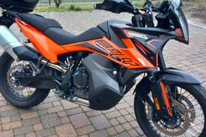 KTM 890 Adventure