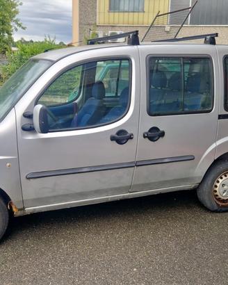 FIAT DOBLO DA SISTEMARE PER COMMERCIANTI