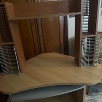 Scrivania  come nuova