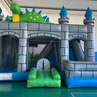 Castello gonfiabile usato gioco per bambini