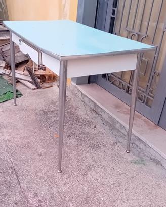 Tavolo anni 70