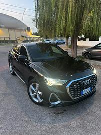 Audi q3 Sportback quattro black s line tronic