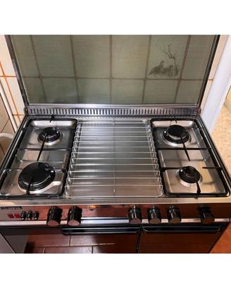 Macchina del gas con forno