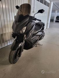 Yamaha Xmax 400