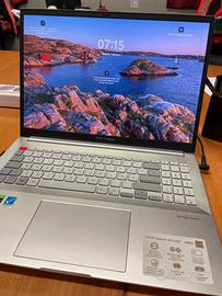 Computer portatile Asus Vivobook 16x