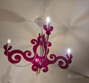 Lampadario moderno in plexiglass