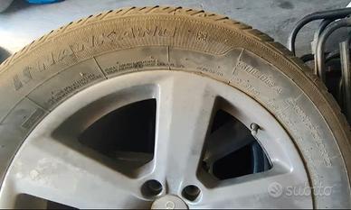 Audi Q5 gomme invernali termiche 235/60/18