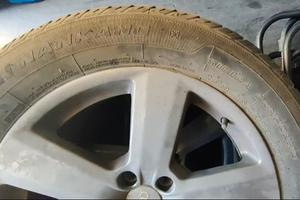 Audi Q5 gomme invernali termiche 235/60/18