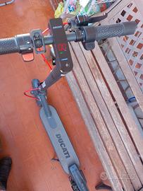 Monopattino elettrico Ducati usato