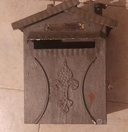 cassetta posta metallo con chiave