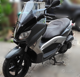 Yamaha X-MAX 250 2010