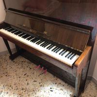 pianoforte verticale Petrof