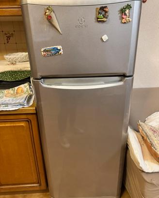Frigorifero Indesit - perfettamente funzionante