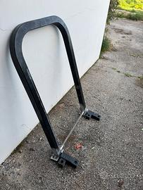 Arco di protezione per trattore