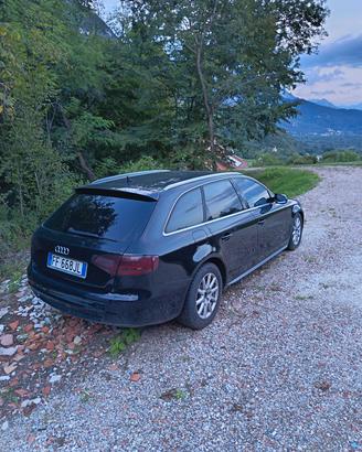 Audi A4 INCIDENTATA