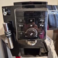 macchina caffè automatica Delonghi