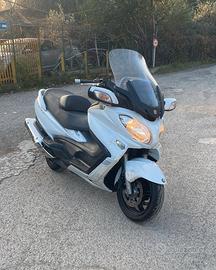 Suzuki Burgman 650 2013