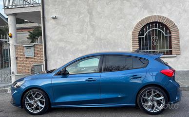 FORD Focus 2.3 EcoBoost 280 CV 5p. ST