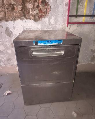 lavastoviglie professionale 