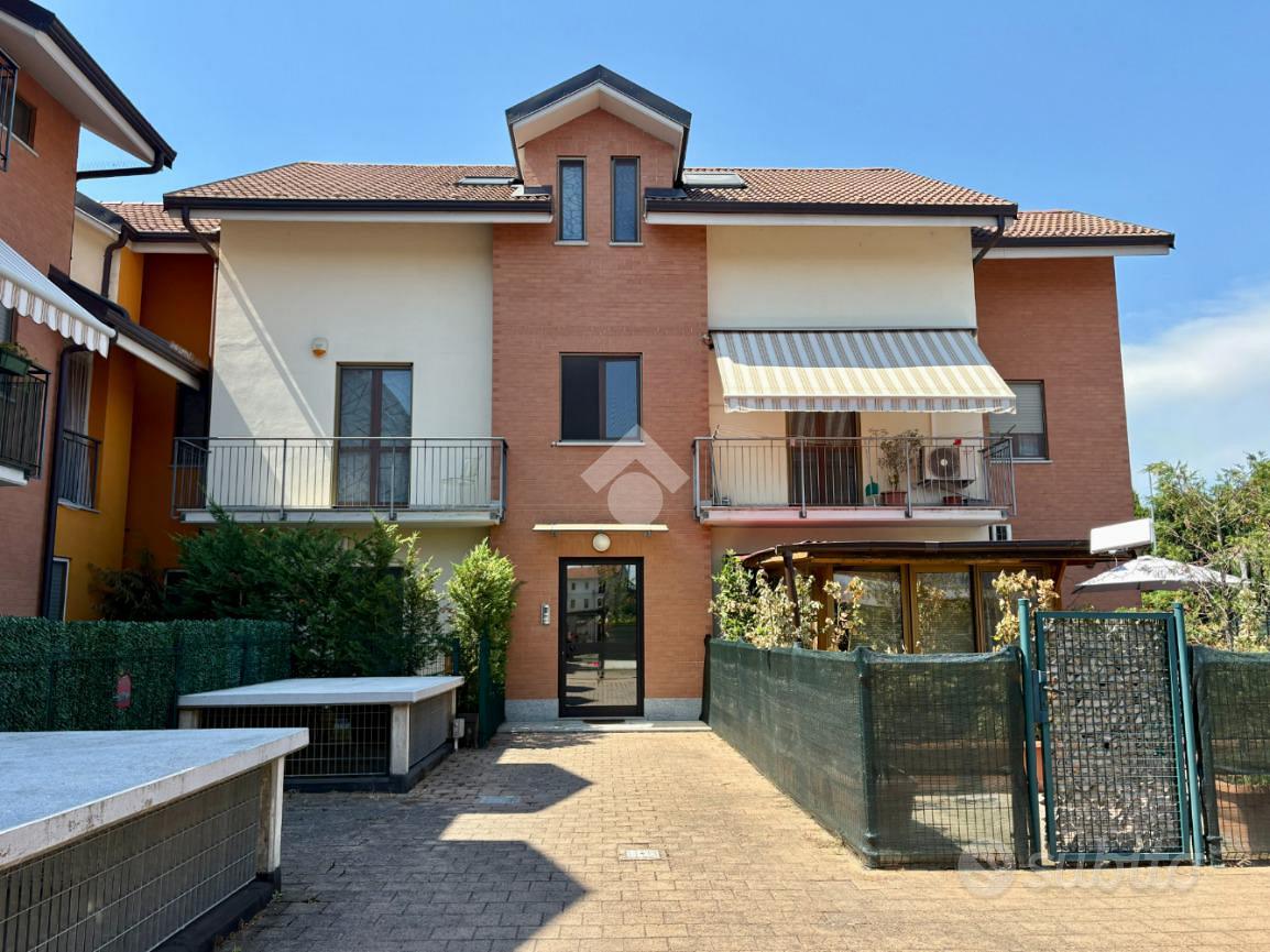 Apartment in La Loggia, Torino - Vista 3
