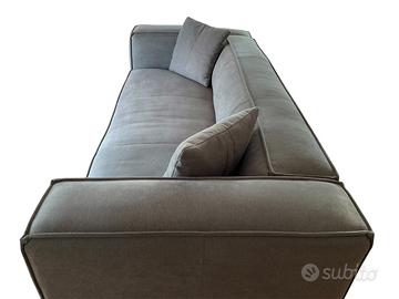 Divano 3 posti moderno con cuscini